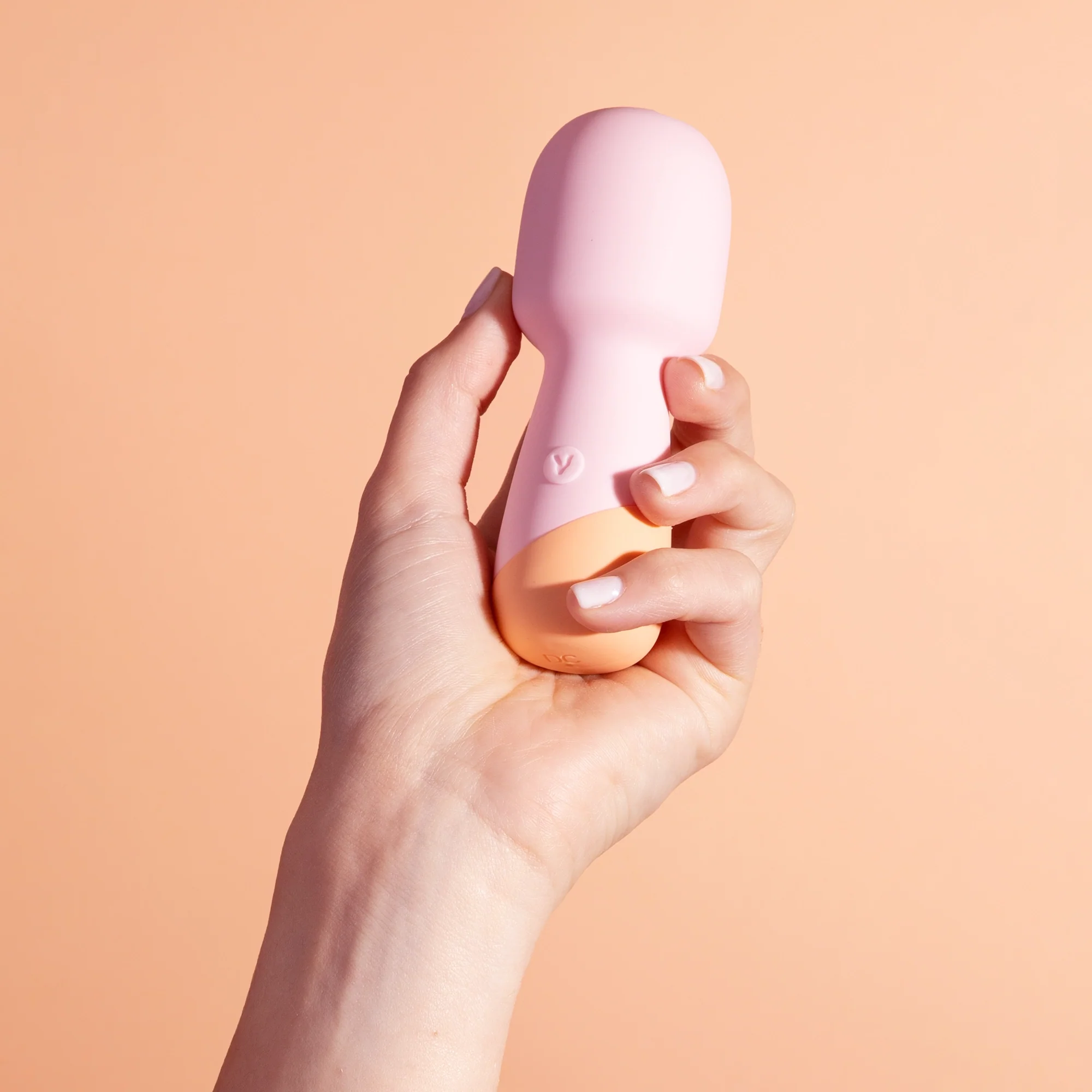 Peachy Rechargeable Mini Wand Vibrator - Image 2